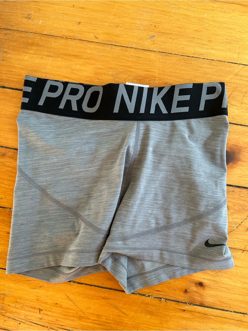 Nike Training Pro 365 gray small shorts
